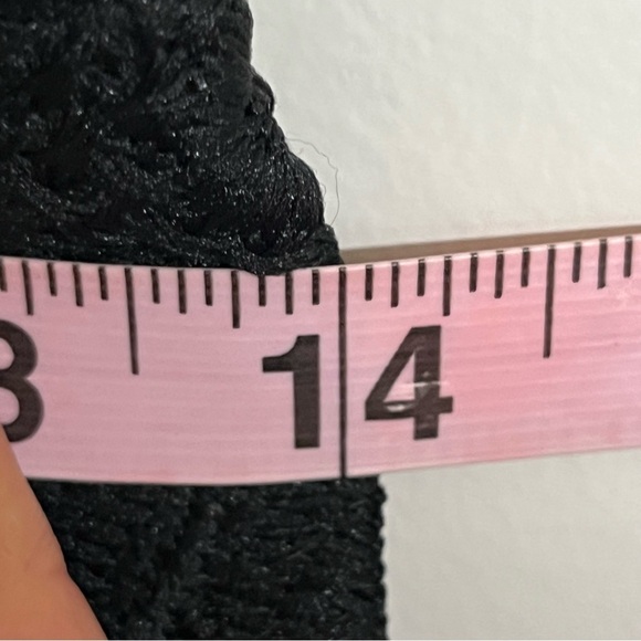 ASTR The Label Textured Crochet Lace Floral Sheath Dress Sleeveless Black Sz S - Picture 7 of 12